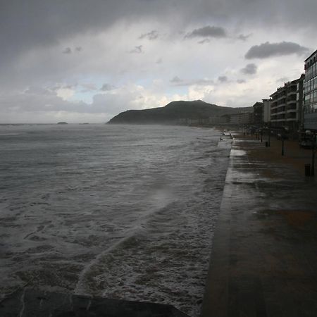 Hotel Ekia Pentsioa Zarauz Zewnętrze zdjęcie