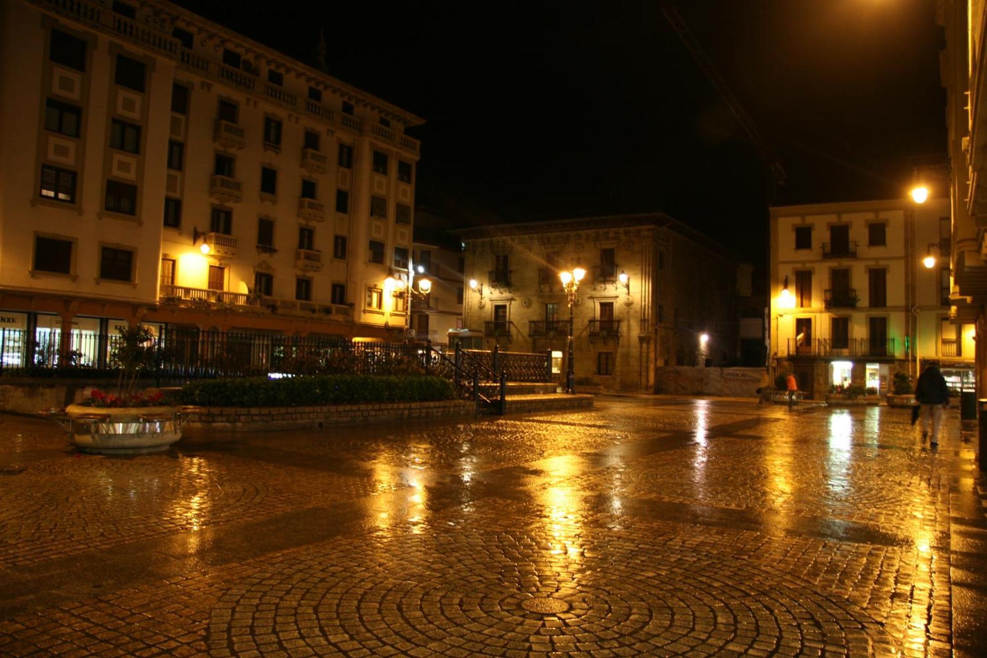 Hotel Ekia Pentsioa Zarauz Zewnętrze zdjęcie